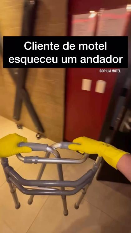 Nosso cliente tomou um tadala e saiu com a 3ª perna Esqueceu do andador 🤣